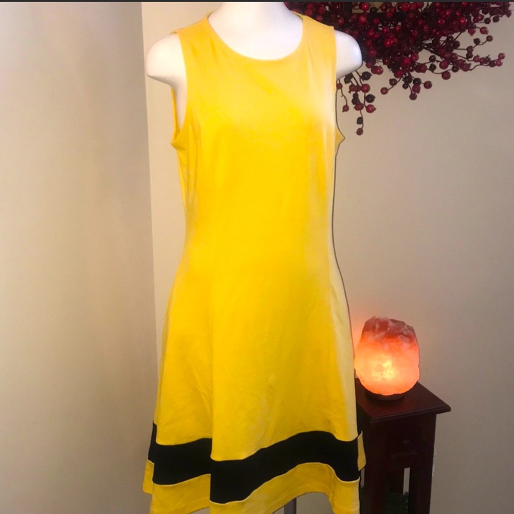 Yellow/Black Sleeveless Knee Length Dress NY&Co